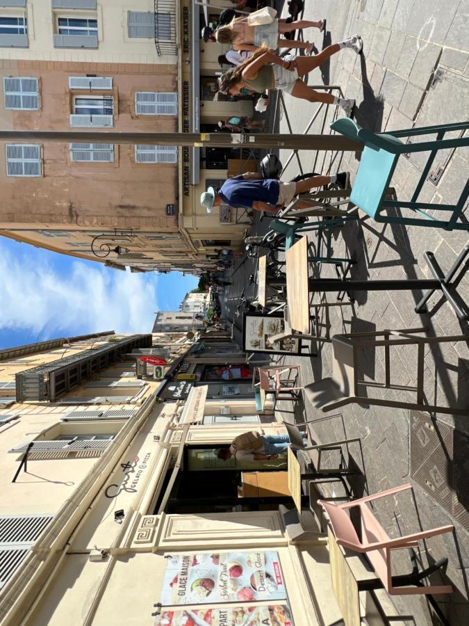 Готель Location Cote D Azur Антіб Екстер'єр фото
