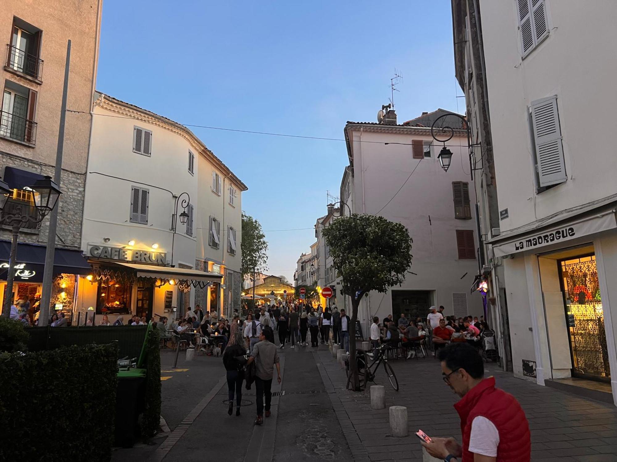 Готель Location Cote D Azur Антіб Екстер'єр фото
