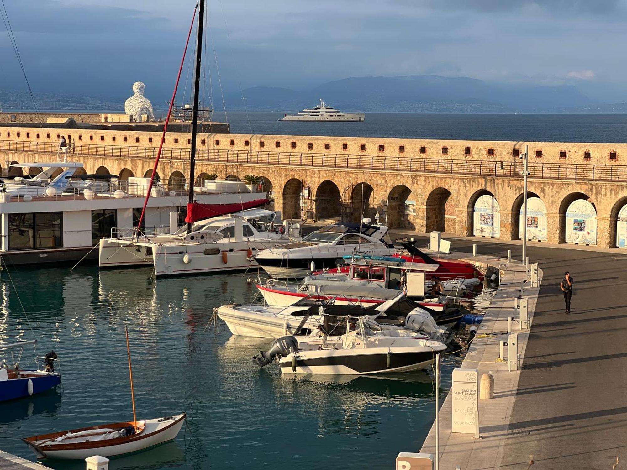 Готель Location Cote D Azur Антіб Екстер'єр фото